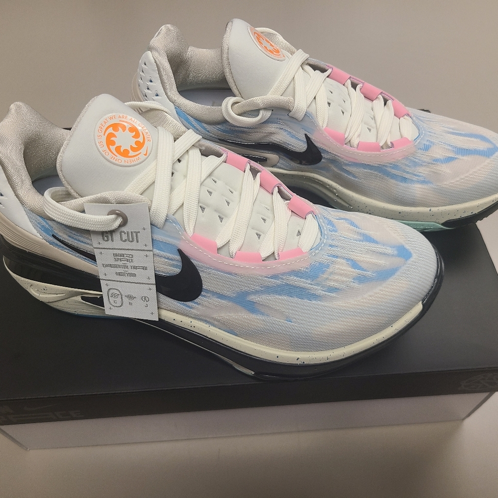 G.T. CUT 2 Air Zoom 'Sail Pink Spell' W8.5 (New in Box)